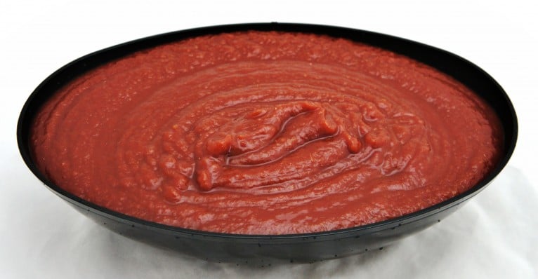 Tomato sauce in a bowl.
