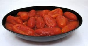 #10 Ground Unpeeled Tomatoes in Puree