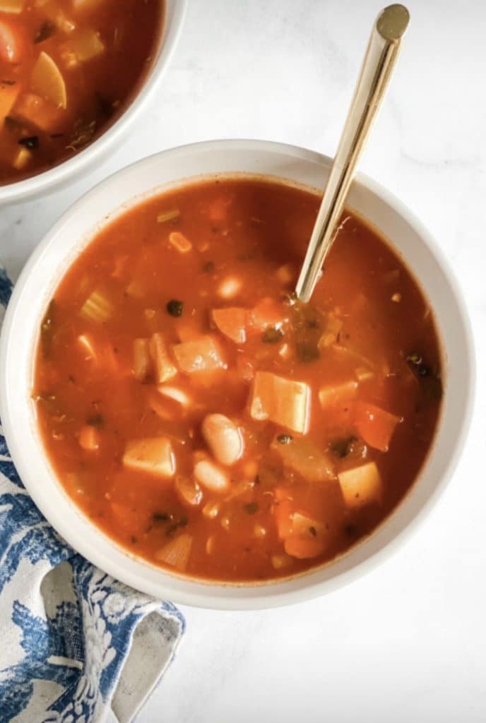 bowl of minestrone soup
